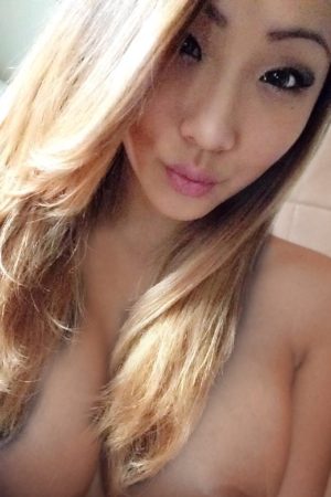 Le réveil est à 3h 🤯 Ange - rencontre-MILF-Poitiers