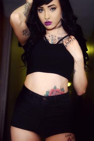 Prêt(e) pour une soirée torride ? Sasha - rencontre-Milf-Poitiers
