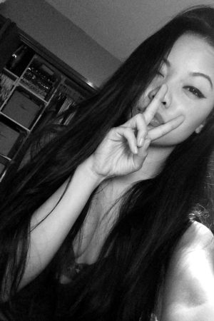 Nina, 42 ans cherche un moment partagé Nina - rencontre-Milf-Saint-Maur-des-Fossés